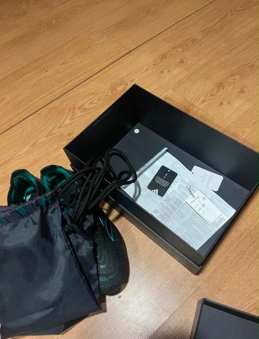 Chuteira original adidas