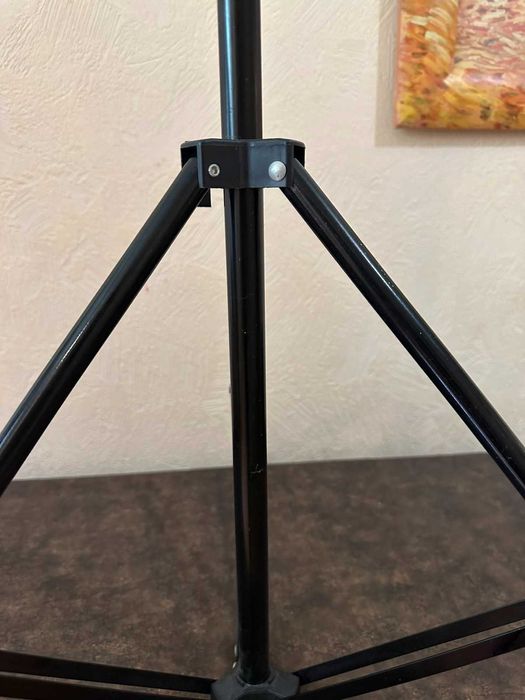 Штатив для фото и видео съемок