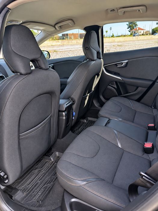Volvo V40 Cross Country 1.6 D2 Momentum | 115 cv | 2014