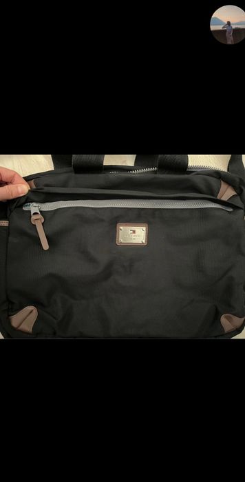 Tommy Hilfiger.. Torba na laptopa 15,16, 17 cali