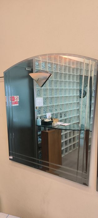 Espelhos de casa de banho