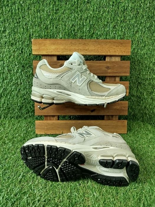 Buty New Balance 2002R