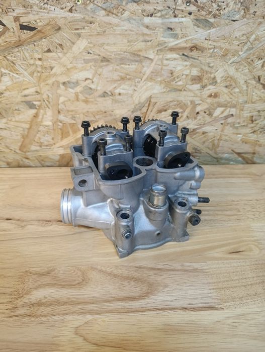 Głowica Suzuki Rmz 250 07-09 rok stan BDB