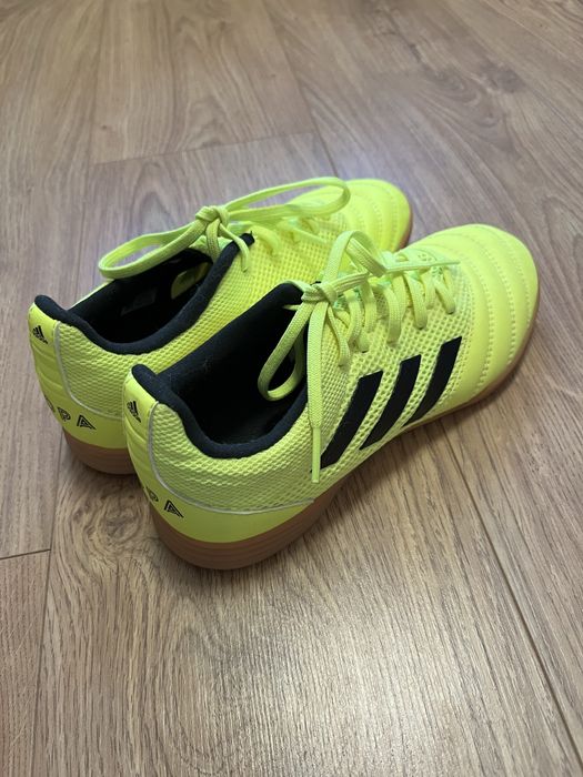 Halówki Adidas jasno-żółte