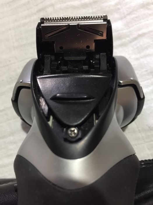 Єлектро бритва Panasonic ES-LF51