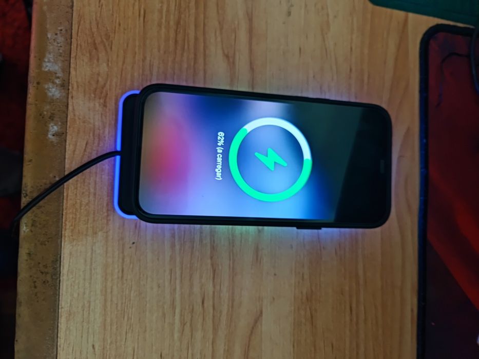 Carregador sem fios para iPhone