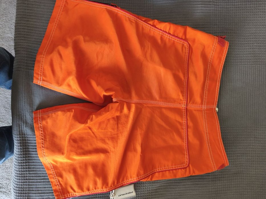 2 pares de calções de surf Billabong e El Niño