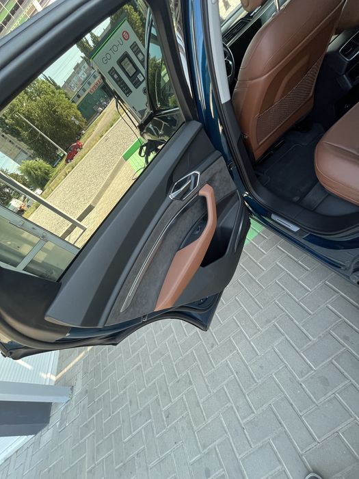 Audi E-tron 95KwH