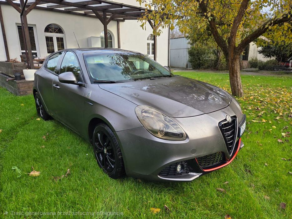 Alfa Romeo Giulietta 1,6 jtdm szara satyna