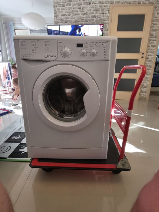 Pralka mało używana  Indesit