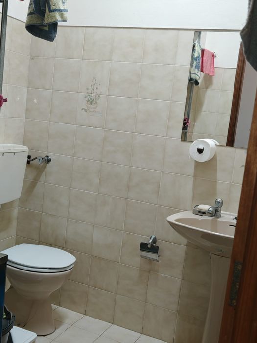 Arrendamento em sítio calmo.