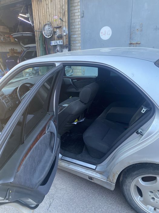 Mercedes Benz w 210 e 220 автомат