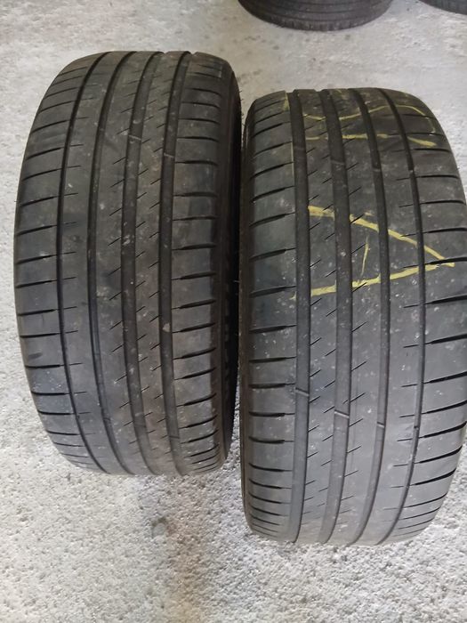 4 Pneus 235/45R18 Michelin Tesla