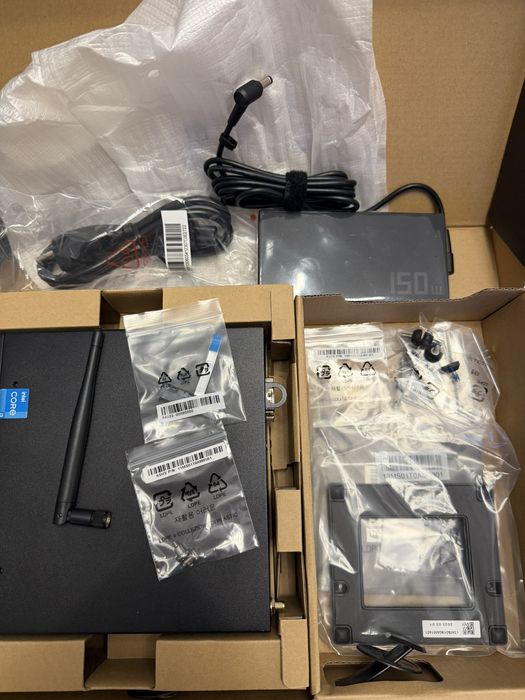Asus mini PC PB62 series / i3-10105 / 16/256gb