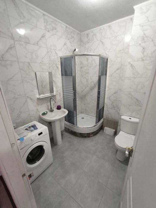 Здам ліжкоміце для хлопця, мужчини, є місце для авто у дворі