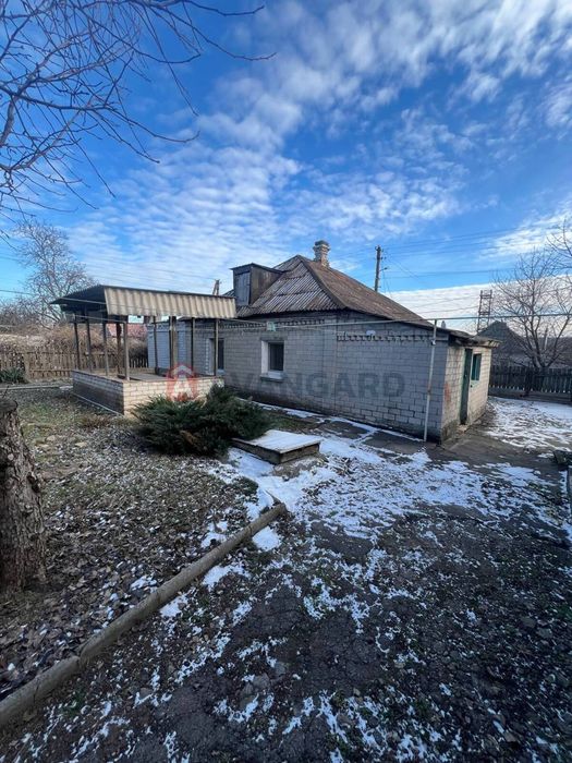 Продаж будинку+8соток приватизованої землі+літня кухня. Запоріжжя ліве