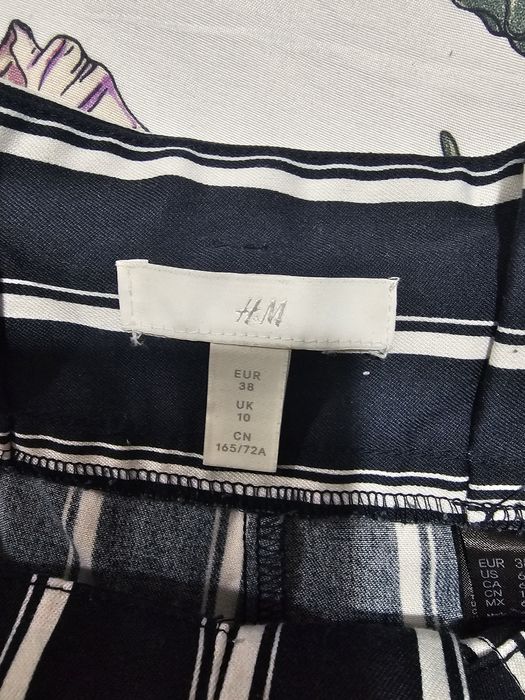 Spodnie damskie proste do kostek chinosy H&M M