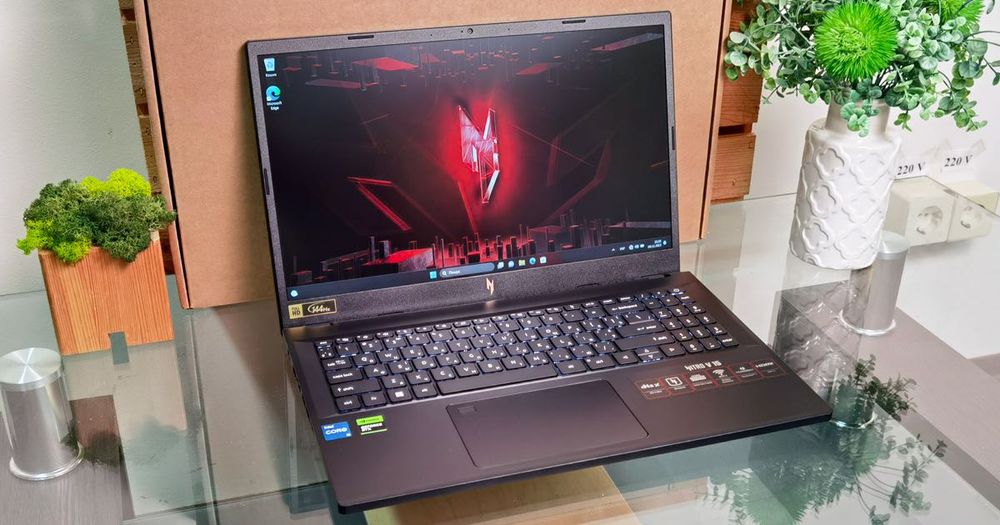 Laptop gamingowy Acer Nitro V 15 ANV15-51-52X2