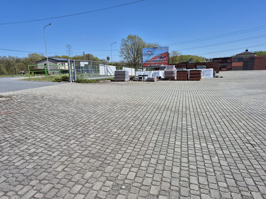 Wynajmie plac w Rzuchowie