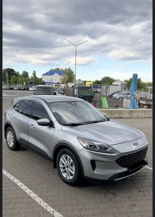 Аренда авто Ford Escape Hybrid 2021 г такси