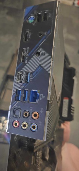 Intel Core i9-10850K + ASRock Z490 Extreme4 + HyperX 32GB DDR4