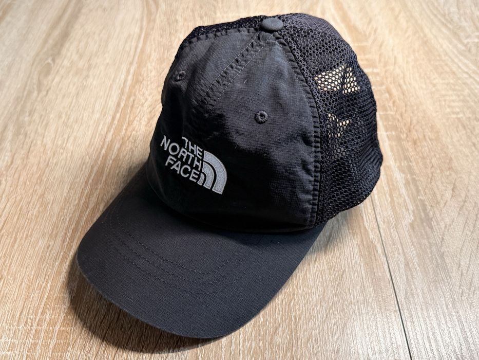 The North Face czapka z daszkiem czarna