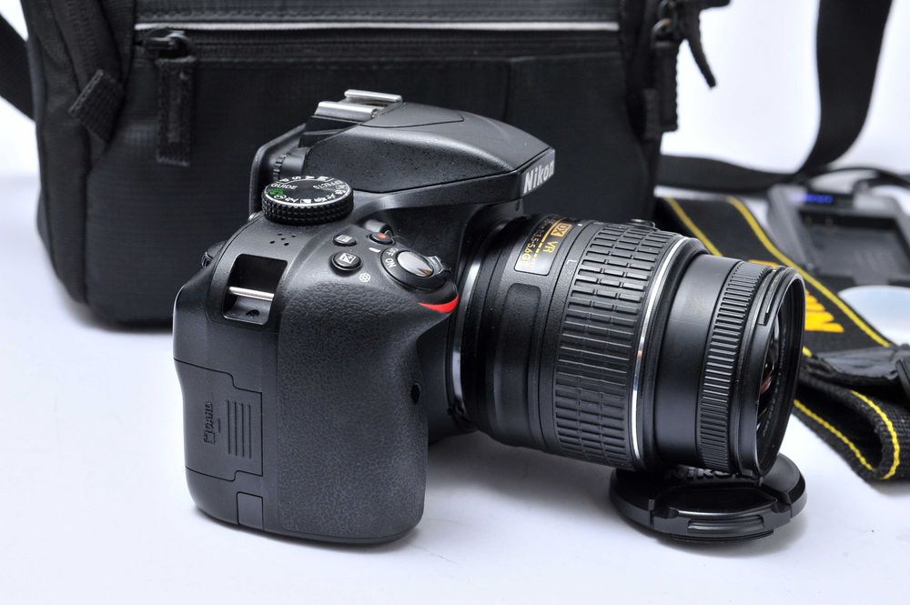 Nikon D3300 C/ lente 18-55mm