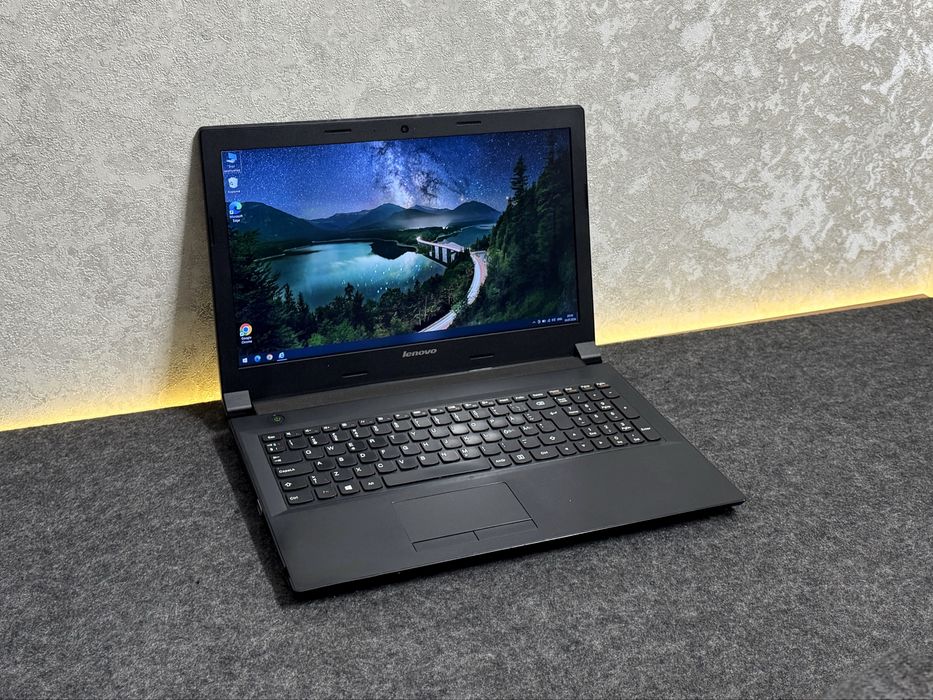 Ноутбук Lenovo B50-30  Core i5 8GB GeForce GT 740M Батарея 4 години