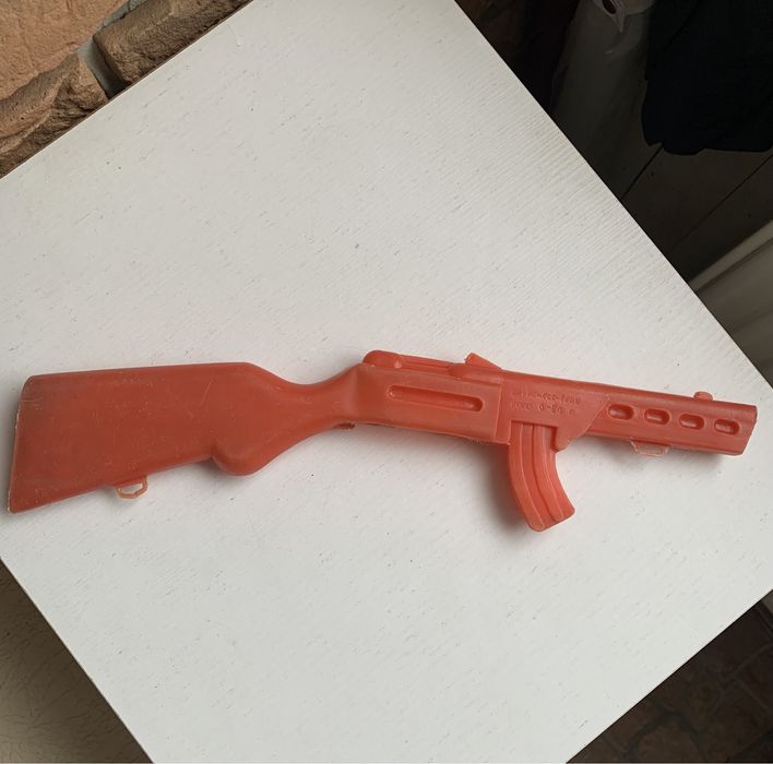 Іграшковий автомат зброя