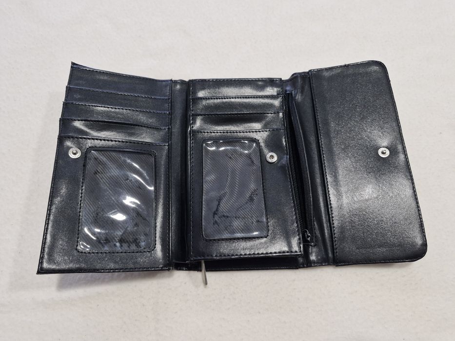 Porta moedas marca CD