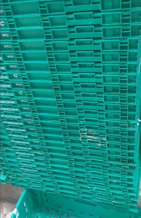 Caixas plásticas desdobráveis