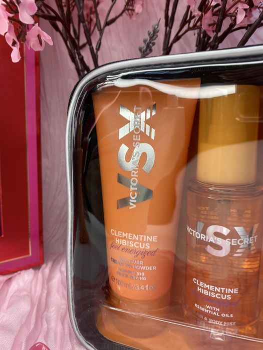 Victoria's Secret Clementine Hibiscus (VSX) - це набір для догляду за тілом у косметичці