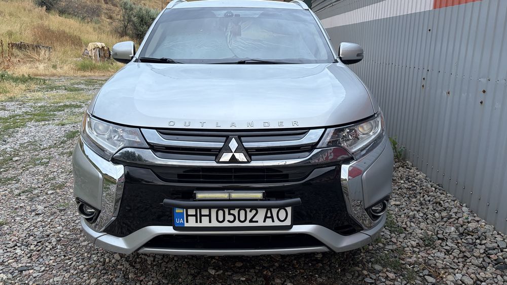 Mitsubihi outlender PHEV