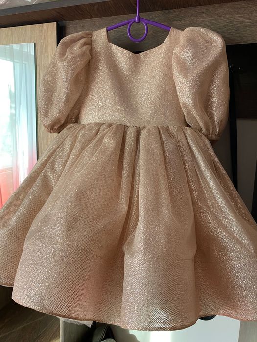 Сукня для маленької принцеси