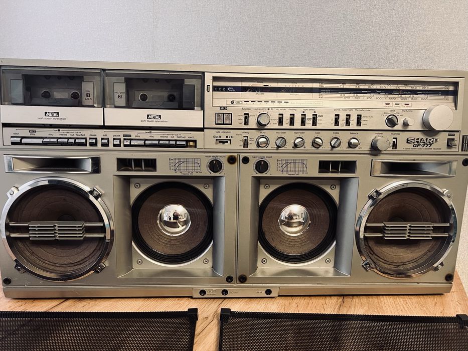 Магнитафон Sharp GF-777  легендарный