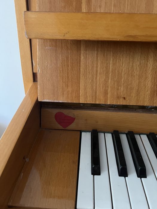 pianino firmy ukraina