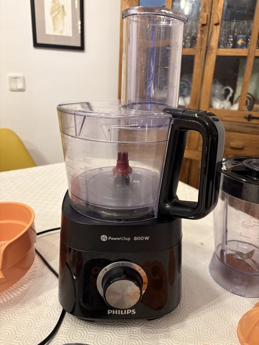 Processador Philips PowerChop 800W a funcionar perfeitamente
