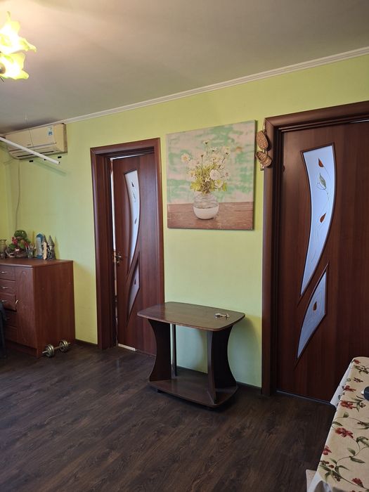 Продам 3-х комнатную квартиру в с. Нерубайское.