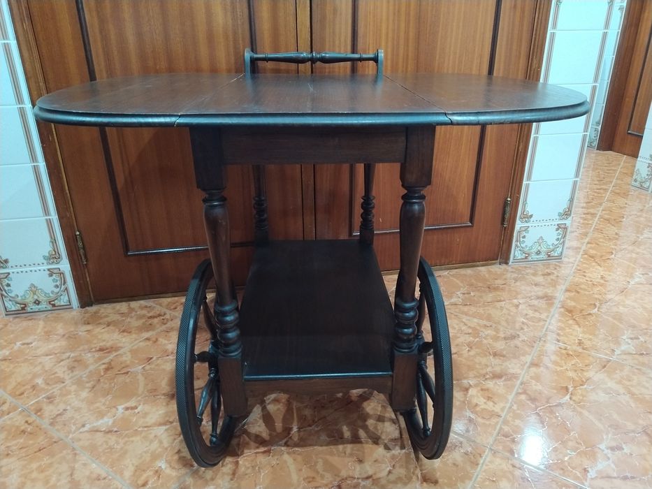 Carrinho bar bebidas chá mesa móveis garrafeira sala casa quarto