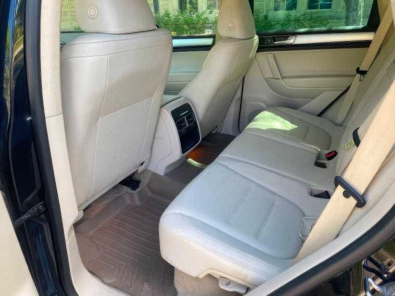 2015 Volkswagen Touareg TDI Lux