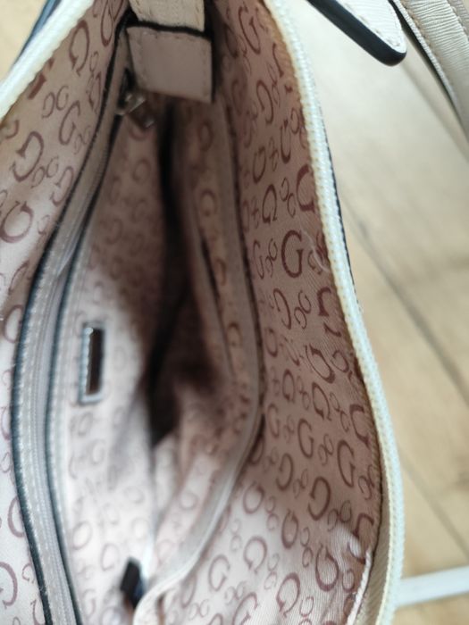 Guess torebka na ramię