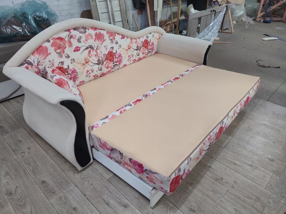 Диван. Спальне місце 1600*2000