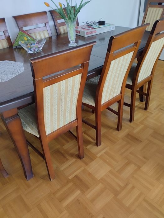 Sprzedam krzesła drewniane