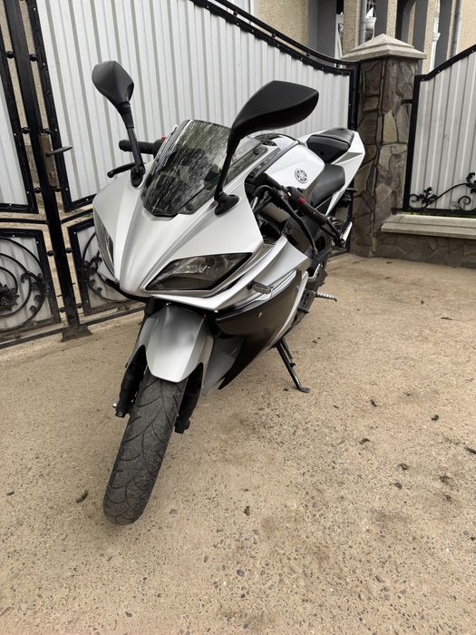 Yamaha YZF r125 2012 рік (інжектор)