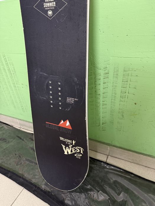 Prancha Snowboard Neversummer West 154