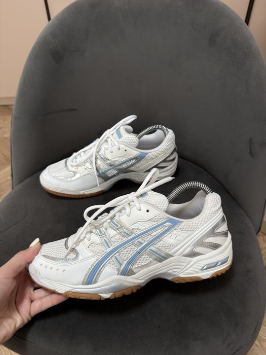 Кросівки жіночі, Asics Gel-Rocket (розмір 39) оригінал