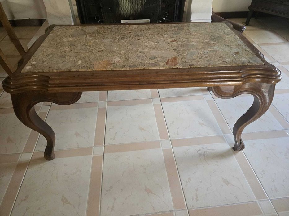 Mesa de centro madeira e mármore