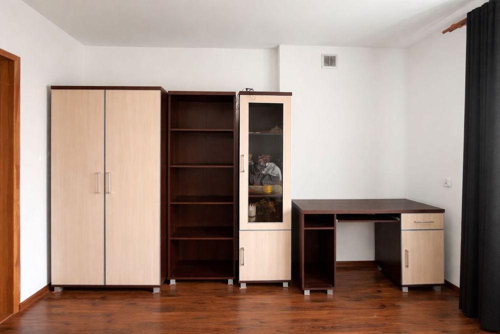 Meble( szafa, regał+ biurko)