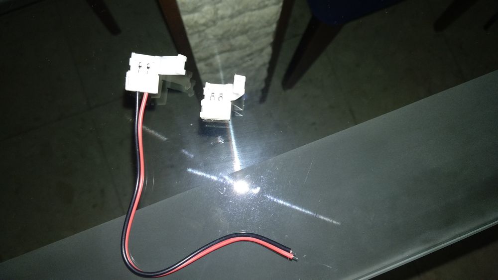 Lligadores flexiveis/fixos para fita leds com 8mm de largura