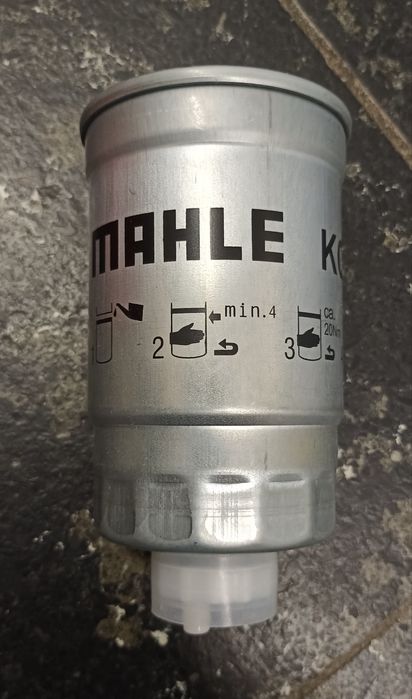 Новий Паливний Фільтр MAHLE KC 18 
​Опис:
​Продам два (2) абсол